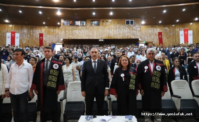 FIRAT ÜNİVERSİTESİ MÜHENDİSLİK FAKÜLTESİ 2021-2022 EĞİTİM-ÖĞRETİM YILI MEZUNİYET TÖRENİ YAPILDI