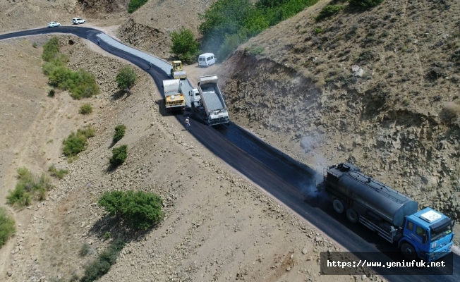 PALU İLÇESİ ÖRGÜLÜ KÖYÜNDE 1. KAT ASFALT KAPLAMA ÇALIŞMASI TAMAMLANDI