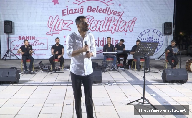 HAMDİ HAN ELAZIĞLILARLA BİR ARADA