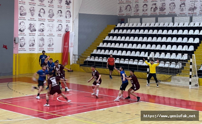 *Elazığ Gençlik ve Spor Kulübü Hentbol Evinde Galip