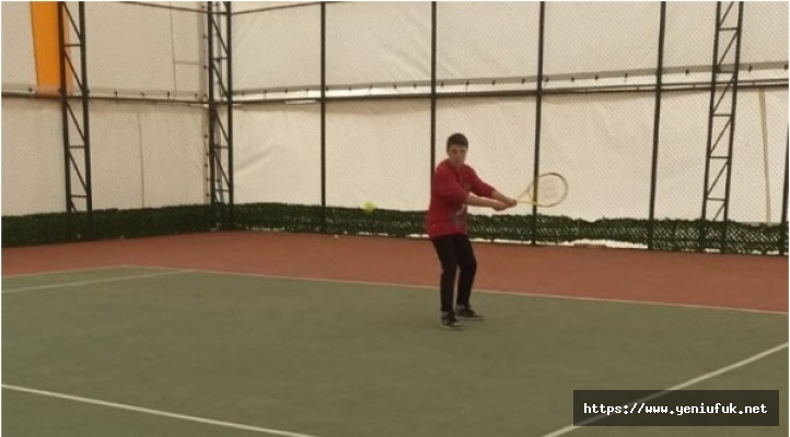 Okul Sporları Genç Kız- Erkek Kort Tenisi İl Şampiyonası Başladı.