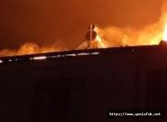 Elazığ'da Çatı Yangını!