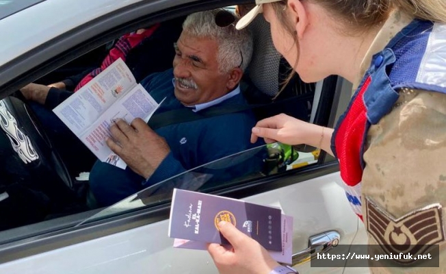 Elazığ'da jandarma ekipleri KADES'i anlattı