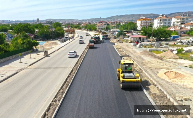 Elazığ'da yol genişletme çalışmaları sürüyor