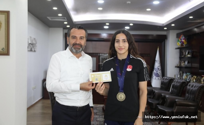 Elazığ Belediyespor’un Olimpiyat Vizeli Boksörü Gizem Özer, Güney Kore Yolcusu