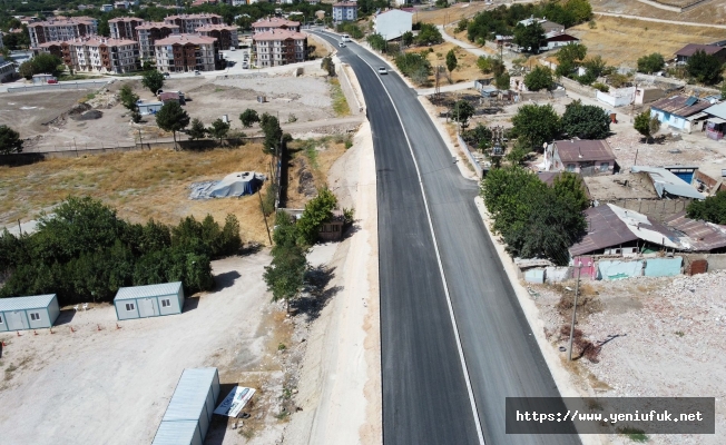 Elazığ Belediyesi, Beyyurdu Yoluna Sıfır Asfalt Serimi Gerçekleştirdi