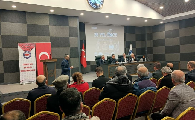 Elazığ Belediyesi’nden Anlamlı Panel