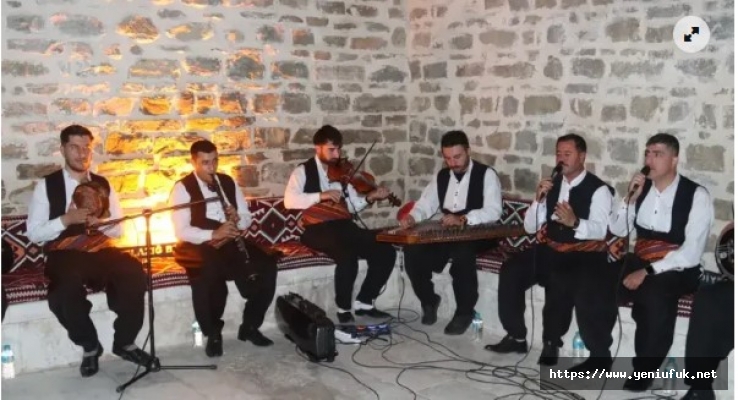 Elazığ Belediyesi’nden Muhteşem Kürsübaşı Dinletisi