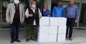 Türk Kadın Konseyi Ramazan Yardımı Dağıttı