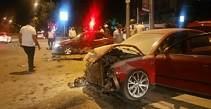 Doğukent'te Kaza: 2 Yaralı
