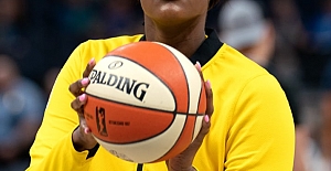 WNBA Yıldızı Kalani Brown Elazığ'da
