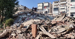 İzmir'de 6,6 Büyüklüğünde Deprem
