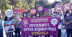 Kadınlar İstanbul Sözleşmesi İçin Yürüdü