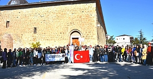 Elazığ'a İlk kez Gelen Öğrenciler Harput'u Gezdi