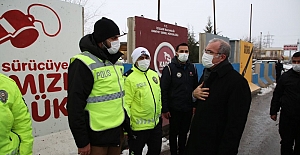 VALİ TORAMAN, POLİS UYGULAMA NOKTALARINI GEZDİ