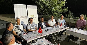 DÜNYA VE ÜLKE EKONOMİSİ DOST MECLİSİNDE MASAYA YATIRILDI