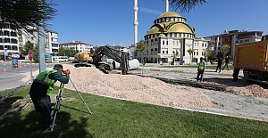 ELAZIĞ BELEDİYESİ’NİN ALTYAPI YENİLEME ÇALIŞMALARI SÜRÜYOR