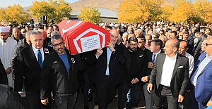 ŞEHİT FETHİ SEKİN’İN BABASI ZEKİ SEKİN SON YOLCULUĞUNA UĞURLANDI