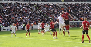 Tarihi günde köprüyü geçemedik! 1-2