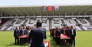 Yeni Stadyum Da Gençlik Ve Spor İl Müdürlüğü Personeli Yemin Töreni Yapıldı
