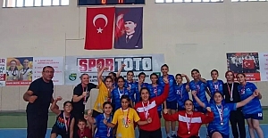 Hentbol Kız-Erkek Takımları Türkiye Finalinde