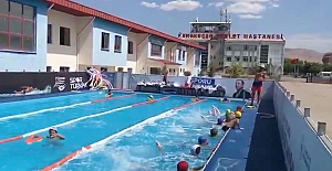 Portatif Yüzme Havuzları Hizmet Vermeye Devam Ediyor
