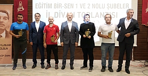 Eğitim Bir Sen 1 ve 2 No’lu Şubeler Genişletilmiş İl Divan Toplantısı Yapıldı