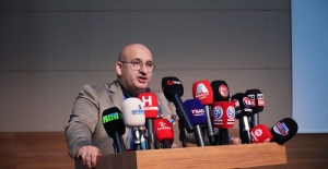 Okan Geçgel: Özgür Basın İçin Gazetecilerin Şartları İyileştirilmeli